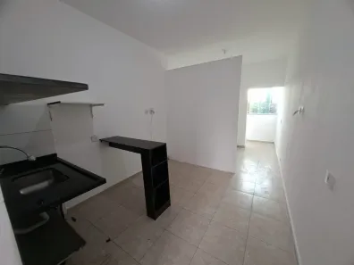 Kitnet com 1 Quarto para alugar, 27m² no Enseada, Guarujá