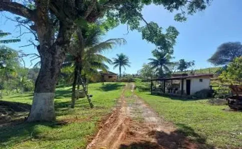 Fazenda / Sítio / Chácara com 2 Quartos à venda, 180000m² no Olaria, Nova Friburgo
