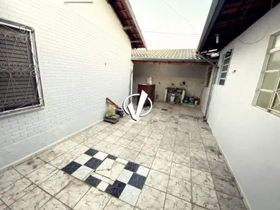Casa com 3 Quartos à venda, 70m² no Conjunto Habitacional Terra dos Ipês I (Norte), Pindamonhangaba