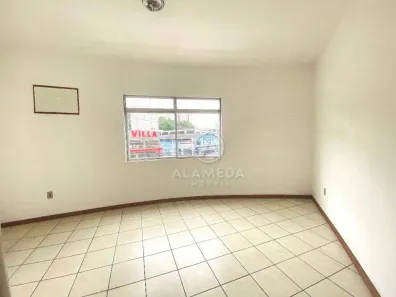 Conjunto Comercial / Sala para alugar, 110m² no Vila Nova, Blumenau