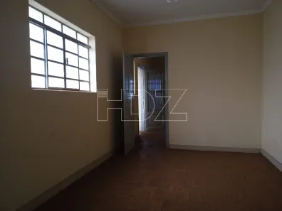 Conjunto Comercial / Sala com 3 Quartos à venda, 174m² no Centro, Araraquara