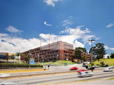 Conjunto Comercial / Sala para alugar, 82m² no Jardim Lambreta, Cotia