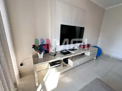 Sobrado com 4 Quartos à venda, 214m² no Jardim América, Goiânia