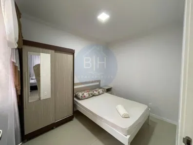 Apartamento com 3 Quartos para alugar, 78m² no Itacolomi, Balneário Piçarras