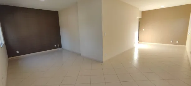 Casa de Condomínio com 3 Quartos para alugar, 122m² no Ogiva, Cabo Frio