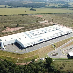 Galpão / Depósito / Armazém para alugar, 1600m² no Fazenda Santo Antônio, Hidrolândia