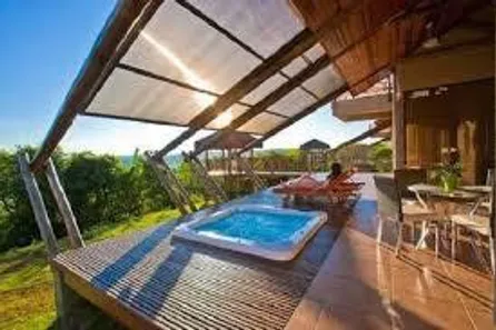 Casa com 3 Quartos à venda, 210m² no Zona Rural, Cornélio Procópio
