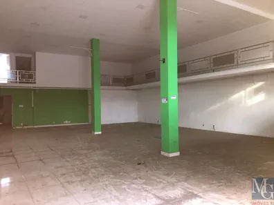 Prédio Inteiro para venda ou aluguel, 740m² no Centro, Duque de Caxias