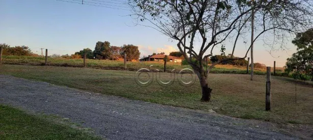 Fazenda / Sítio / Chácara com 3 Quartos à venda, 463m² no Centro (Tupi), Piracicaba