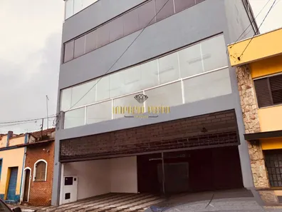 Prédio Inteiro para alugar, 800m² no Centro, Mogi das Cruzes