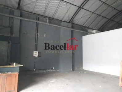 Galpão / Depósito / Armazém à venda, 545m² no Tanque, Rio de Janeiro