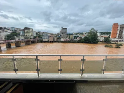 Apartamento com 3 Quartos à venda, 125m² no Centro, Cachoeiro de Itapemirim