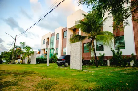 Apartamento com 2 Quartos à venda, 53m² no Enseada dos Corais, Cabo de Santo Agostinho