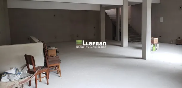 Galpão / Depósito / Armazém para alugar, 280m² no Jardim Maria Rosa, Taboão da Serra