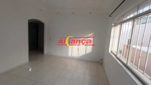 Casa com 2 Quartos para alugar, 100m² no Jardim Aliança, Guarulhos