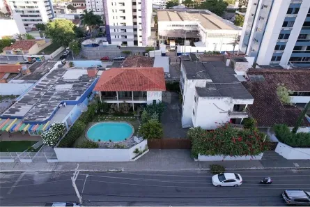 Casa com 6 Quartos à venda, 845m² no Maurício de Nassau, Caruaru