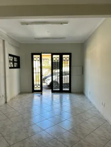 Conjunto Comercial / Sala para alugar, 32m² no Centro, Sertãozinho