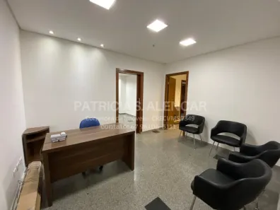 Conjunto Comercial / Sala à venda, 124m² no Centro, Campo Grande