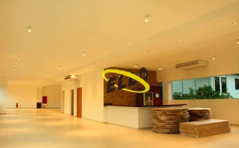 Prédio Inteiro para alugar, 250m² no Granja Viana, Cotia