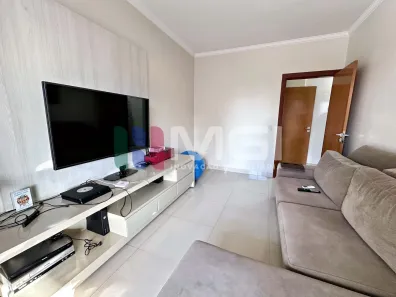 Sobrado com 4 Quartos à venda, 214m² no Jardim América, Goiânia