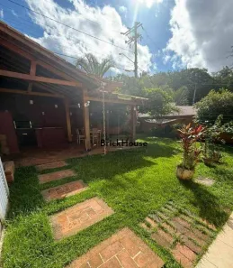 Casa de Condomínio com 3 Quartos para alugar, 200m² no Bairro do Cambará, São Roque