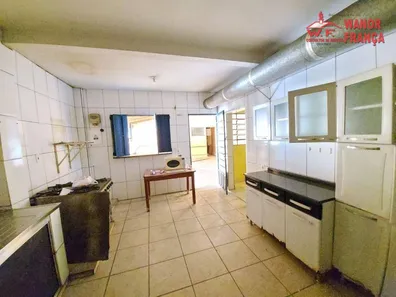 Casa Comercial com 2 Quartos à venda, 204m² no Santa Rita, Guaratinguetá