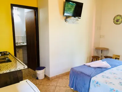 Hotel / Motel / Pousada com 8 Quartos à venda, 180m² no Boiçucanga, São Sebastião