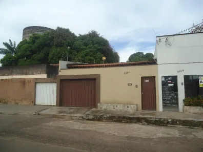 Casa com 3 Quartos para alugar, 200m² no Novo Horizonte, Marabá