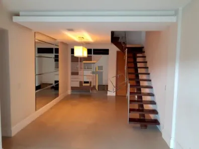 Cobertura com 3 Quartos à venda, 172m² no Itaipava, Petrópolis