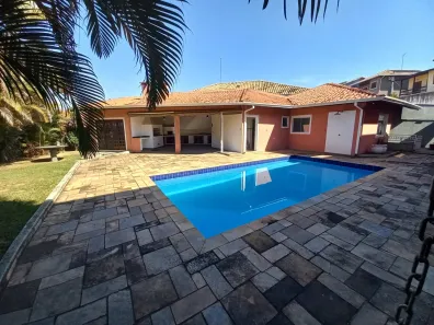 Casa de Condomínio com 4 Quartos para venda ou aluguel, 546m² no São Paulo II, Cotia