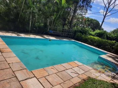 Fazenda / Sítio / Chácara com 5 Quartos à venda, 250m² no Monterrey, Louveira