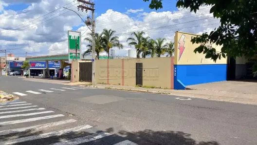 Galpão / Depósito / Armazém para alugar, 599m² no Vila Xavier (Vila Xavier), Araraquara