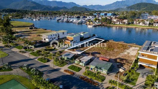 Terreno / Lote / Condomínio à venda, 688m² no Bracuí (Cunhambebe), Angra dos Reis