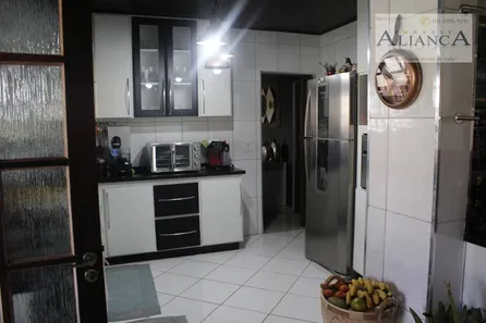Fazenda / Sítio / Chácara com 5 Quartos à venda, 900m² no Zanzala, São Bernardo do Campo