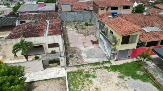 Casa com 2 Quartos para alugar, 270m² no Cohabinal, Parnamirim