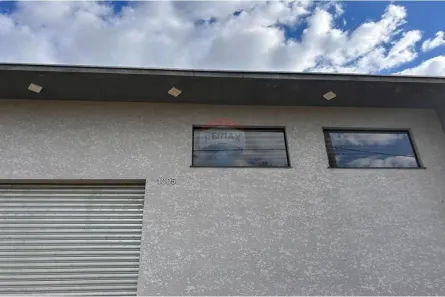 Galpão / Depósito / Armazém para alugar, 130m² no Condomínio Villa Verde Bragança, Bragança Paulista