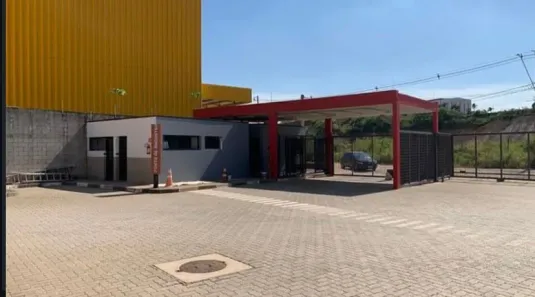 Galpão / Depósito / Armazém para venda ou aluguel, 10000m² no Dona Catarina, São Roque