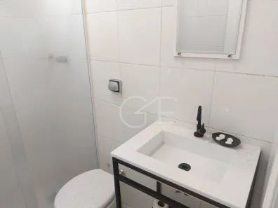Kitnet com 1 Quarto à venda, 32m² no Boqueirão, Santos
