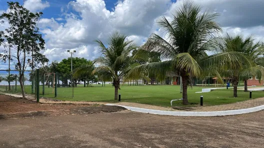 Terreno / Lote / Condomínio à venda, 812m² no Luzimangues, Porto Nacional