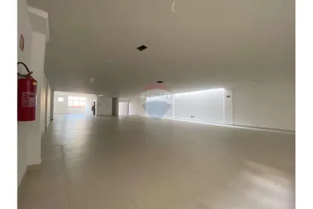 Prédio Inteiro para alugar, 1600m² no Matriz, Mauá