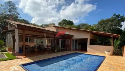 Fazenda / Sítio / Chácara com 4 Quartos à venda, 250m² no , Ibiúna