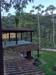 Casa de Condomínio com 3 Quartos à venda, 1700m² no Monte Oliveti, Guapimirim