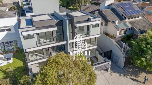 Casa de Condomínio com 3 Quartos à venda, 165m² no São Lourenço, Curitiba