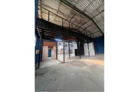 Galpão / Depósito / Armazém para alugar, 594m² no Jardim Marilu, Carapicuíba