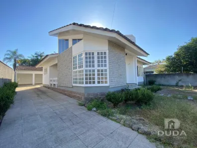 Casa com 3 Quartos para alugar, 152m² no Liberdade, Criciúma