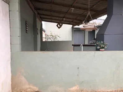 Galpão / Depósito / Armazém com 2 Quartos à venda, 250m² no Borda do Campo, São José dos Pinhais
