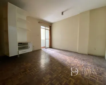 Kitnet com 1 Quarto à venda, 30m² no São Mateus, Juiz de Fora