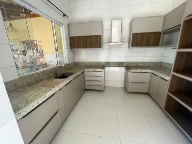 Sobrado com 2 Quartos para alugar, 80m² no Belo Horizonte, Marabá