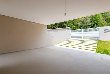 Sobrado com 4 Quartos à venda, 182m² no Jardim Daher, Campina Grande do Sul