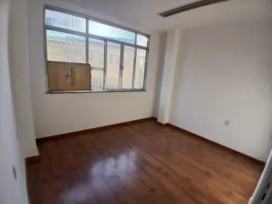 Conjunto Comercial / Sala para alugar, 28m² no Centro, Duque de Caxias